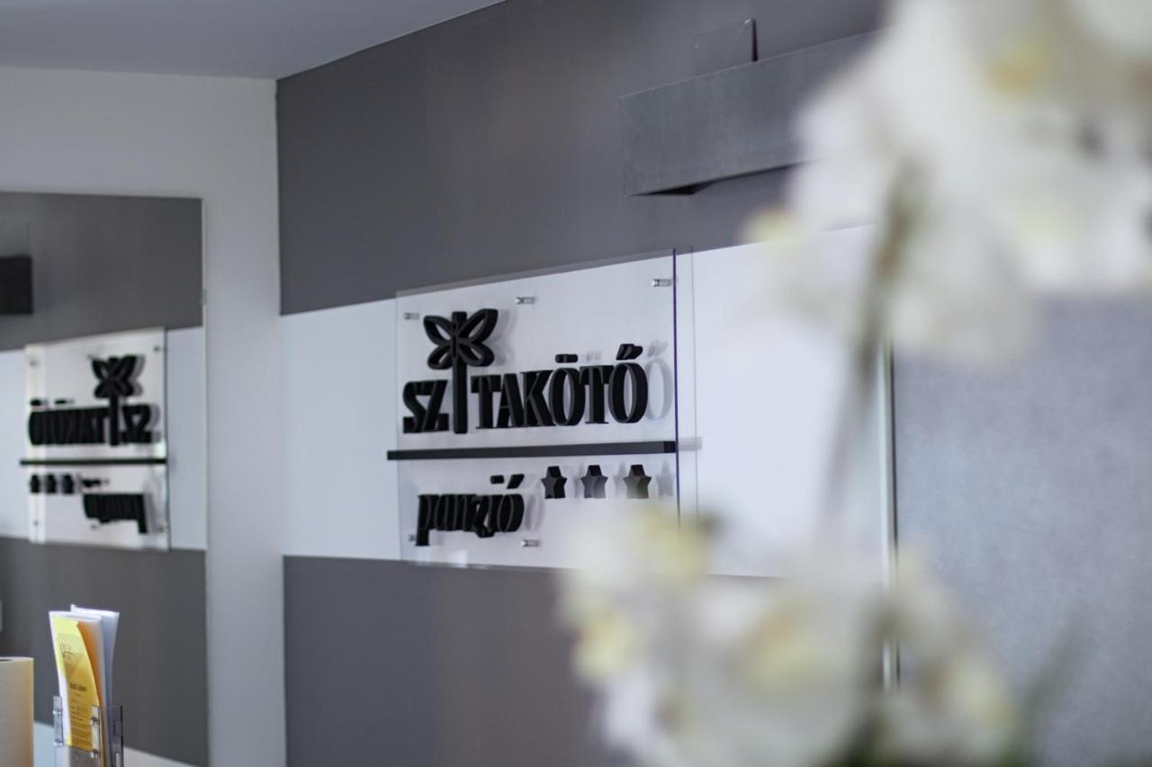 Szitakoeto Panzio Ξενοδοχείο Tiszafüred Εξωτερικό φωτογραφία